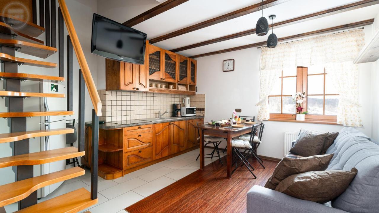 Apartament Retro - Malownicze Osiedle Podgorze ชกลาร์สกา ปอเรมบา ภายนอก รูปภาพ